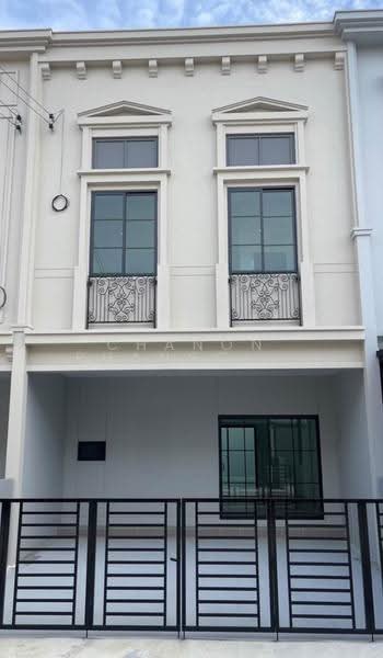 Siri Place Pattanakarn : สิริ เพลส พัฒนาการ, กรุงเทพ, 207 ซอย เฉลิมพระเกียรติ ร. 9, ดอกไม้, ประเวศ, กรุงเทพ, 130 ตร.ม., ทาวน์เฮ้าส์ ให้เช่า, โดย Chanon Phangchienghien, 500552652 - DDproperty.com