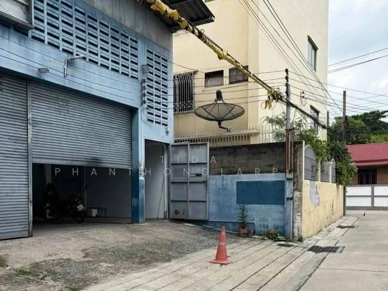 Warehouse with office for rent in the Din Daeng area—a prime location near the Din Daeng Expressway, Bangkok, Din Daeng, Bangkok, , 580 sqm, Warehouse/Factory For Rent, by Tida phanthonglarptawee, 500552679 - DDproperty.com