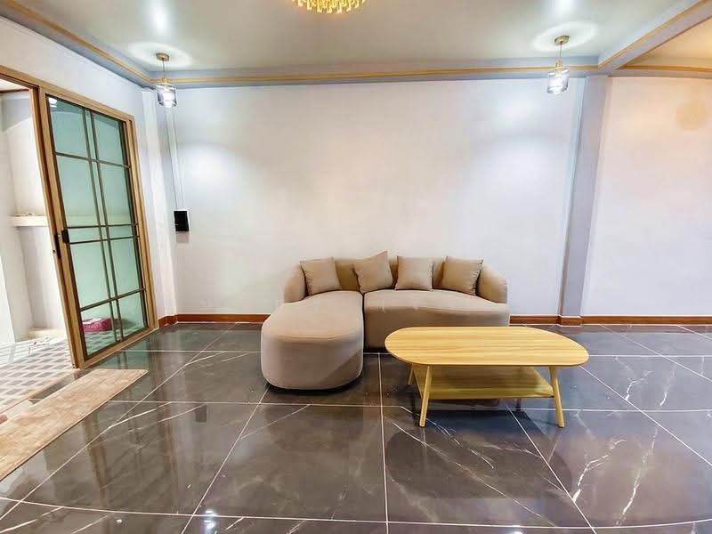 Moobaan Cho Rung Rueang 6, Nonthaburi, Bang Kruai - Sai Noi Road, Bang Rak Pattana, Bang Bua Thong, Nonthaburi, 2 Bedrooms, 100 sqm, Townhouse For Sale, by บุษบากร (เจี๊ยบ), 500552766 - DDproperty.com