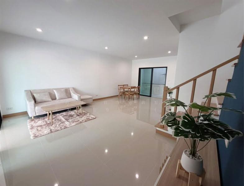 Medio Nimitmai, Bangkok, Nimit Mai Road, Sai Kong Din, Khlong Sam Wa, Bangkok, 3 Bedrooms, 120 sqm, Townhouse For Sale, by คุณ อาทิตยา พรมชัยชนะ (พลู), 500552840 - DDproperty.com