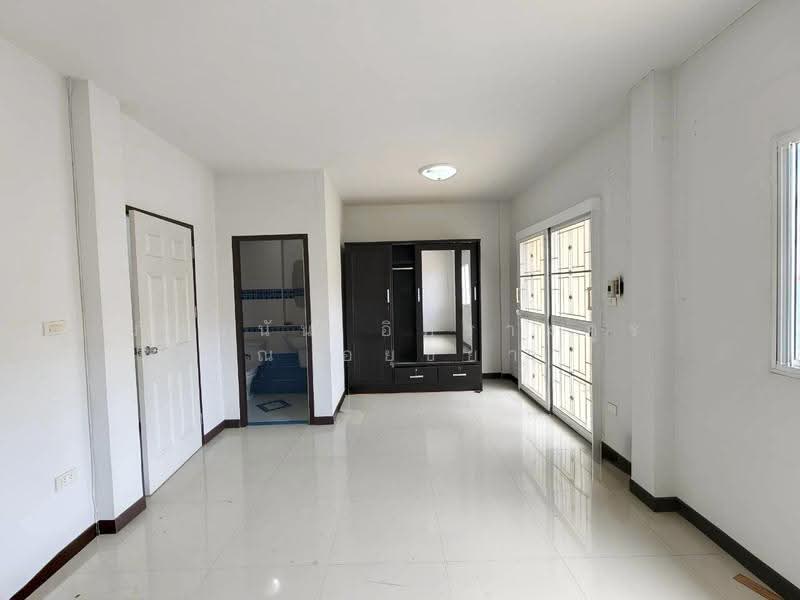 Niraville Ekachai-Pojae Phase2, Samut Sakhon, Bang Nam Chut, Muang Samut Sakhon, Samut Sakhon, 4 Bedrooms, 84 sqm, Townhouse For Sale, by ภัทรนัน อิศรางกูร ณ อยุธยา, 500552852 - DDproperty.com
