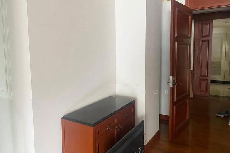 The Bangkok Sukhumvit 43, Bangkok, Soi Sukhumvit 43, Khlong Tan Nua, Watthana, Bangkok, 2 Bedrooms, 116 sqm, Condo For Rent, by Sarena Choengsamor, 500552861 - DDproperty.com