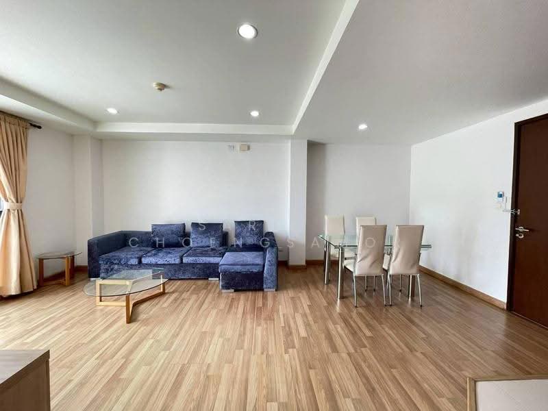 Y.O. Place, Bangkok, 223 Soi Sai Nam Thip 2, Khlong Toei, Bangkok, 3 Bedrooms, 111 sqm, Apartment For Rent, by Sarena Choengsamor, 500552896 - DDproperty.com