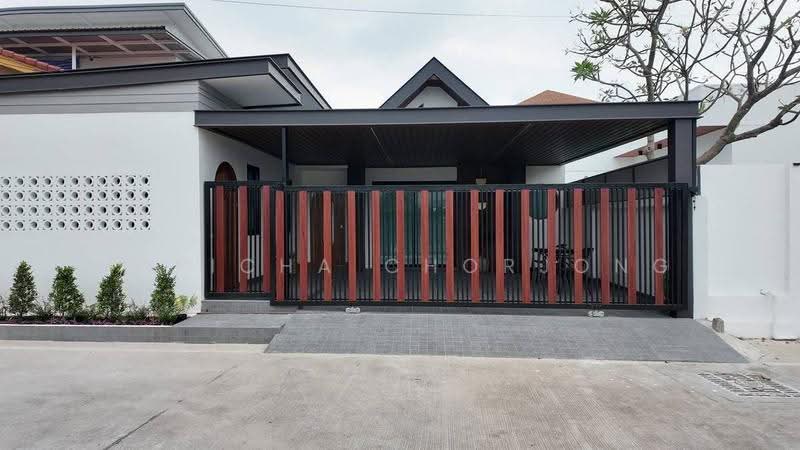 3-BR House, Chon Buri (Pattaya), Nong Pru, Bang Lamung (Pattaya), Chon Buri (Pattaya), 3 Bedrooms, 204 sqm, Single Detached House For Sale, by Supicha Chorjong, 500552962 - DDproperty.com