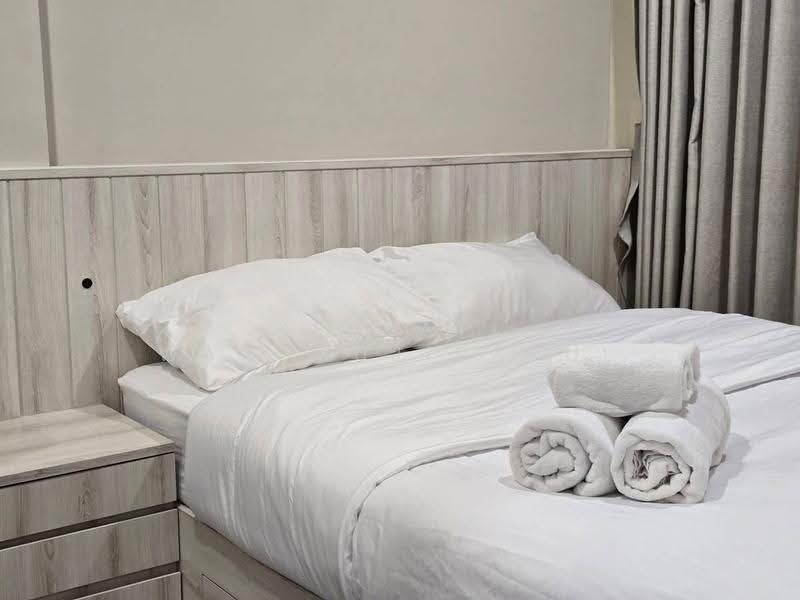 The Parkland Charan-Pinklao, Bangkok, 42 Charasanitwong, Bang Phlat, Bangkok, 2 Bedrooms, 48 sqm, Condo For Rent, by Keerati Wangrujirakul, 500552997 - DDproperty.com