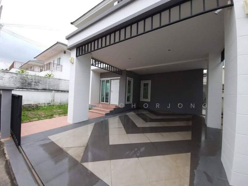 undefined, Chon Buri (Pattaya), Surasak, Si Racha, Chon Buri (Pattaya), 4 Bedrooms, 300 sqm, Single Detached House For Sale, by Supicha Chorjong, 500553014 - DDproperty.com