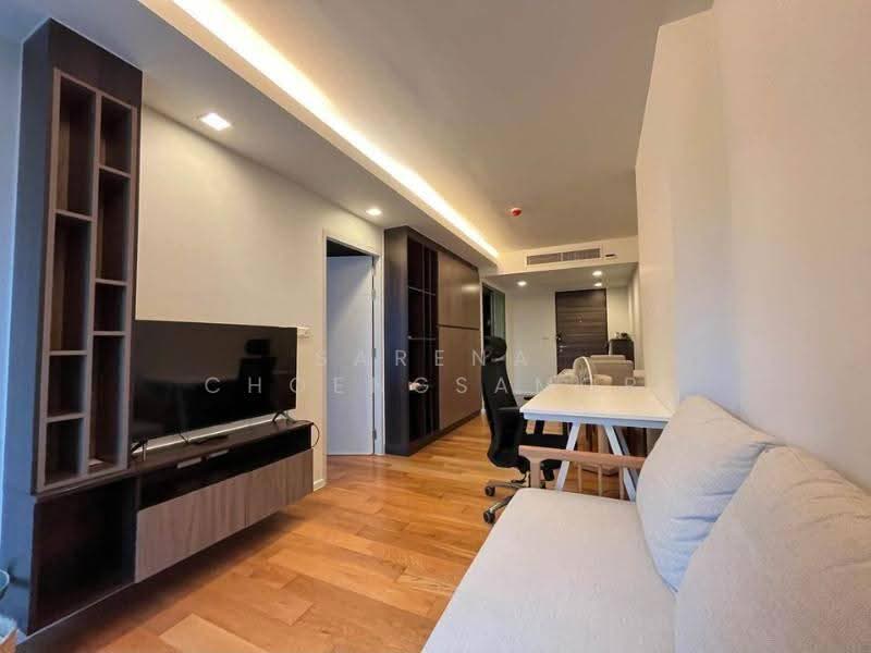 Focus Ploenchit, Bangkok, Soi Sukhumvit 2, Khlong Toei, Bangkok, 1 Bedroom, 47 sqm, Condo For Rent, by Sarena Choengsamor, 500553071 - DDproperty.com