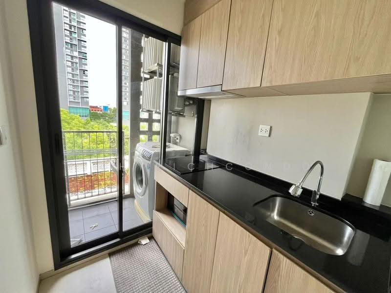 Chambers On-Nut Station, Bangkok, Soi Sukhumvit 81, Sukhumvit Road, Phra Kanong Nua, Watthana, Bangkok, 1 Bedroom, 32 sqm, Condo For Rent, by RichyRichCondo, 500553081 - DDproperty.com