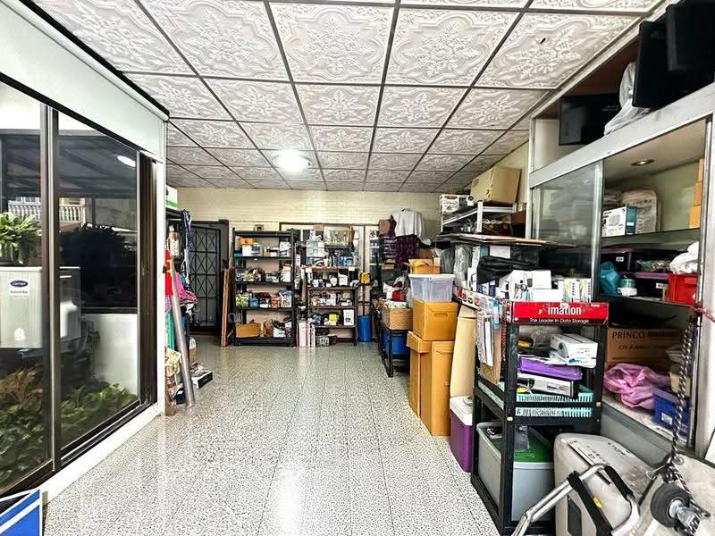 ขาย ทาวน์เฮ้าส์ หมู่บ้านจรัญวิลล่า 1, Bangkok, Nong Kham, Nong Khaem, Bangkok, 2 Bedrooms, 80 sqm, Townhouse For Sale, by กรณวัสส์ กัณฑวัสส์วงส์, 500553099 - DDproperty.com