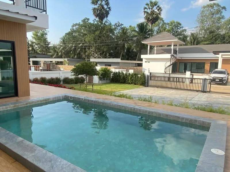 undefined, Chon Buri (Pattaya), Huai Yai, Bang Lamung (Pattaya), Chon Buri (Pattaya), 3 Bedrooms, 220 sqm, Villa For Sale, by Supicha Chorjong, 500553117 - DDproperty.com