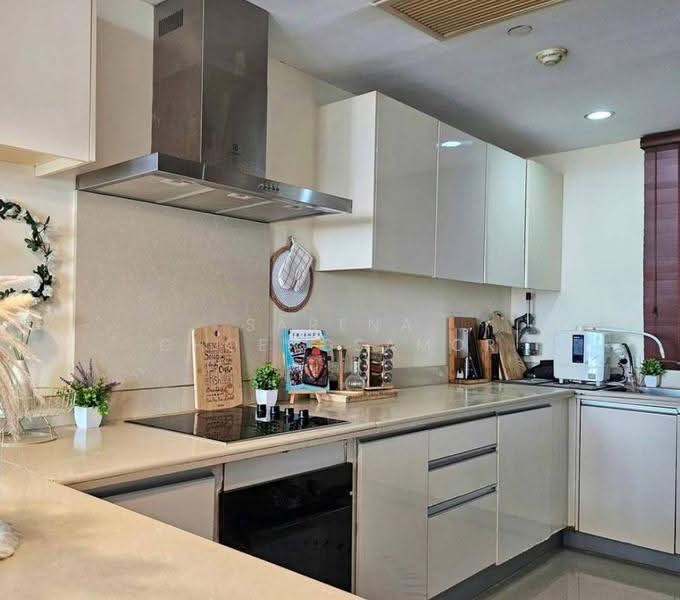 Watermark Chaophraya, Bangkok, Soi Charoennakorn 39-41, Charoennakorn Road, Bang Lam Phu Lang, Khlong San, Bangkok, 3 Bedrooms, 145 sqm, Condo For Sale, by Sarena Choengsamor, 500553126 - DDproperty.com