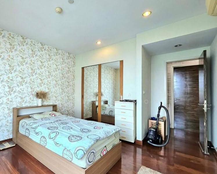 Watermark Chaophraya, Bangkok, Soi Charoennakorn 39-41, Charoennakorn Road, Bang Lam Phu Lang, Khlong San, Bangkok, 3 Bedrooms, 145 sqm, Condo For Sale, by Sarena Choengsamor, 500553126 - DDproperty.com