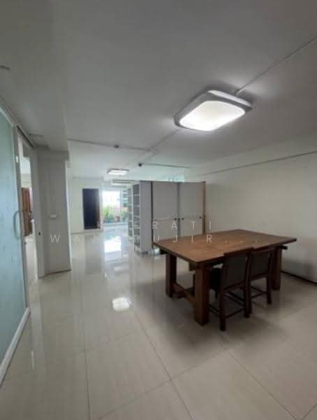 ITF Silom Palace, Bangkok, 160 Soi Naradhiwas Rajanagarindra 1, Suriyawong, Bang Rak, Bangkok, 1 Bedroom, 46 sqm, Condo For Sale, by Keerati Wangrujirakul, 500553212 - DDproperty.com