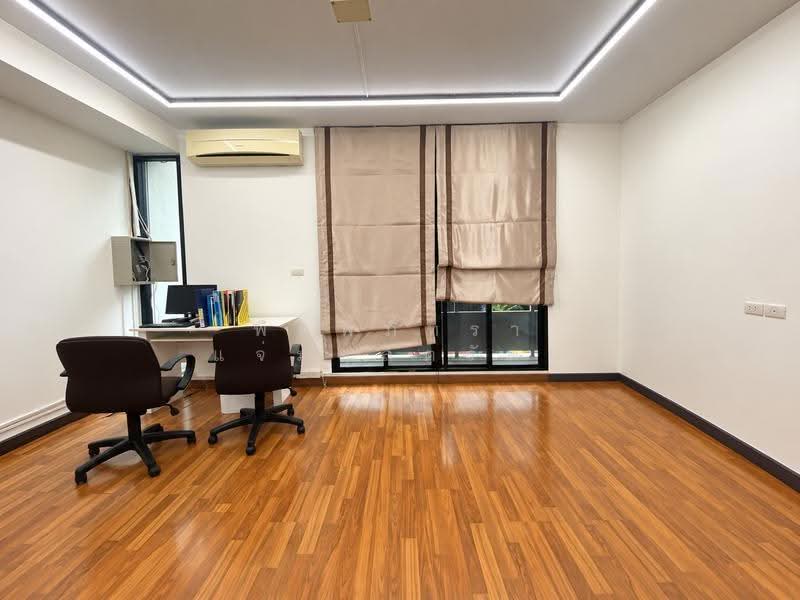 Areeya Mandarina Sukhumvit 77 : อารียา แมนดารีนา สุขุมวิท 77, กรุงเทพ, ถนนสุขุมวิท 77 (อ่อนนุช), สวนหลวง, กรุงเทพ, 200 ตร.ม., ทาวน์เฮ้าส์ ให้เช่า, โดย พิมพ์ภัทรา แจ่มอุลิตรัตน, 500553311 - DDproperty.com