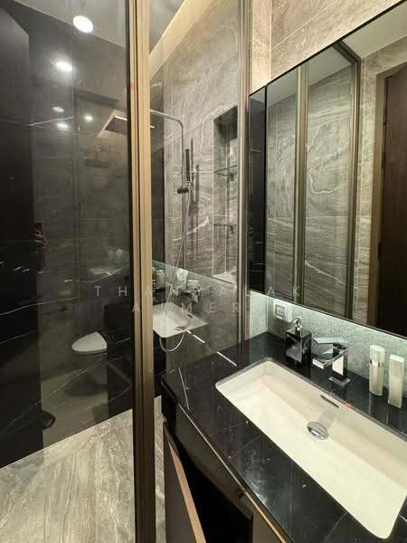 The Esse Sukhumvit 36, Bangkok, Soi Sukhumvit 36, Sukhumvit Road, Phra Kanong, Khlong Toei, Bangkok, 2 Bedrooms, 72 sqm, Condo For Rent, by Thanyalak Ajmera, 500553312 - DDproperty.com