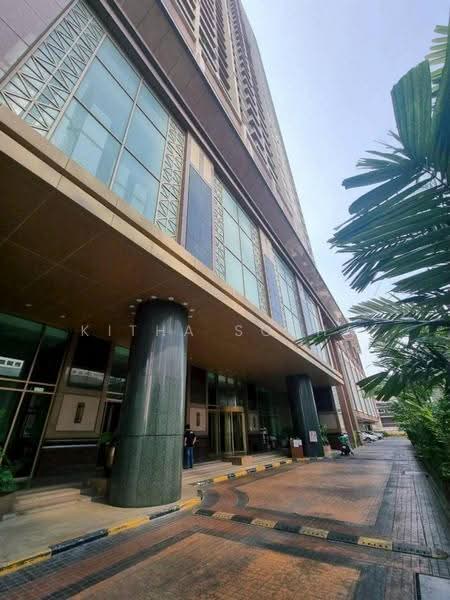 The Empire Place, Bangkok, 88 Narathiwatratchanakharin Road, Thung Maha Mek, Sathon, Bangkok, 2 Bedrooms, 106 sqm, Condo For Sale, by Kitha Sopha, 500553330 - DDproperty.com