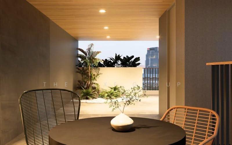 Vaso Nova Ekkamai 606, bangkok, Khlong Tan Nua, Watthana, Bangkok, 5 Bedrooms, 900 sqm, Single Detached House For Sale, by The Luxe Group, 500553340 - DDproperty.com