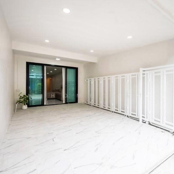 ทาวน์เฮ้าส์14ตรว. ซ.ประชาราษฎร์บำเพ็ญ9 แยก1, Bangkok, Huai Khwang, Bangkok, 2 Bedrooms, 95 sqm, Townhouse For Sale, by AJHOMECENTER - คุณแบงค์, 500553428 - DDproperty.com