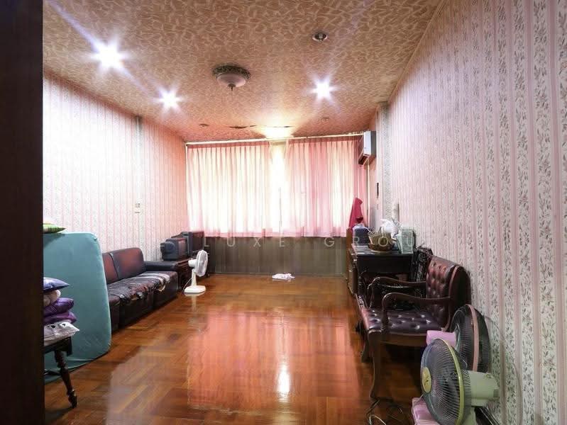 Commercial Space-Shop on Yaowaraj Street, Bangkok, Samphanthawong, Samphanthawong, Bangkok, 4 Bedrooms, 206 sqm, Townhouse For Sale, by The Luxe Group, 500553447 - DDproperty.com