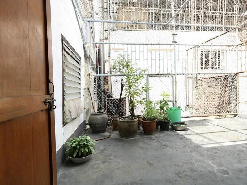 Commercial Space-Shop on Yaowaraj Street, Bangkok, Samphanthawong, Samphanthawong, Bangkok, 4 Bedrooms, 206 sqm, Townhouse For Sale, by The Luxe Group, 500553447 - DDproperty.com