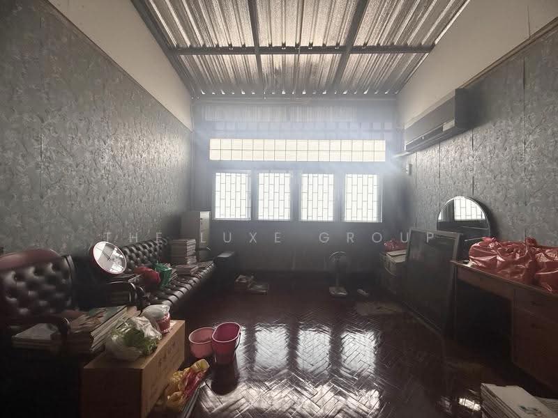 Commercial Space-Shop on Yaowaraj Street, Bangkok, Samphanthawong, Samphanthawong, Bangkok, 4 Bedrooms, 206 sqm, Townhouse For Sale, by The Luxe Group, 500553447 - DDproperty.com