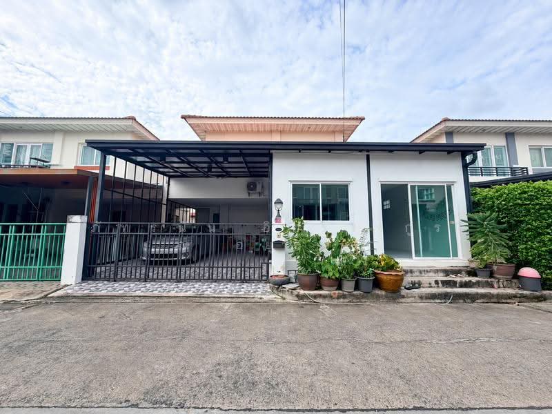 หมู่บ้านศุภาลัยวิลล์ ลำลูกกาคลอง3, ปทุมธานี, ลาดสวาย, ลำลูกกา, ปทุมธานี, 165 ตร.ม., บ้านแฝด ขาย, โดย ภัทรนัน อิศรางกูร ณ อยุธยา, 500553469 - DDproperty.com
