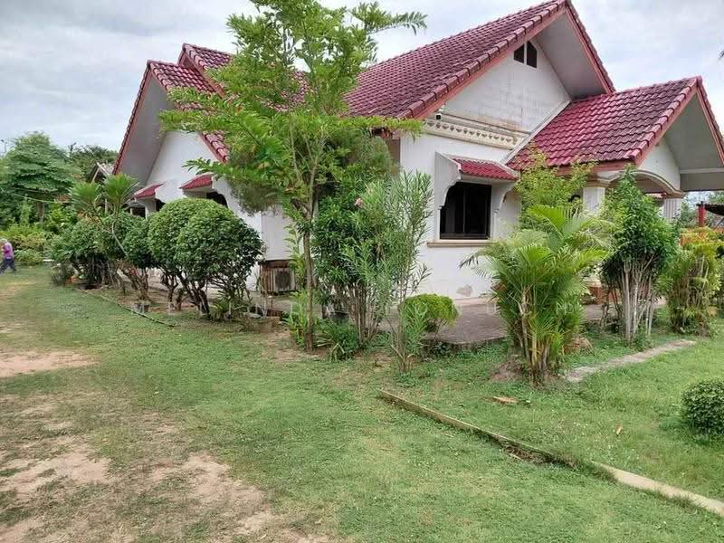 4-BR House, Chon Buri (Pattaya), Ta Khian Tia, Bang Lamung (Pattaya), Chon Buri (Pattaya), 4 Bedrooms, 220 sqm, Single Detached House For Sale, by Melinda Lonuch, 500553486 - DDproperty.com