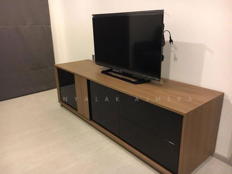 Rhythm Sukhumvit 36-38, Bangkok, 55 Soi Sukhumvit 36, Sukhumvit Road, Phra Kanong, Khlong Toei, Bangkok, 1 Bedroom, 33 sqm, Condo For Sale, by Thanyalak Ajmera, 500553502 - DDproperty.com