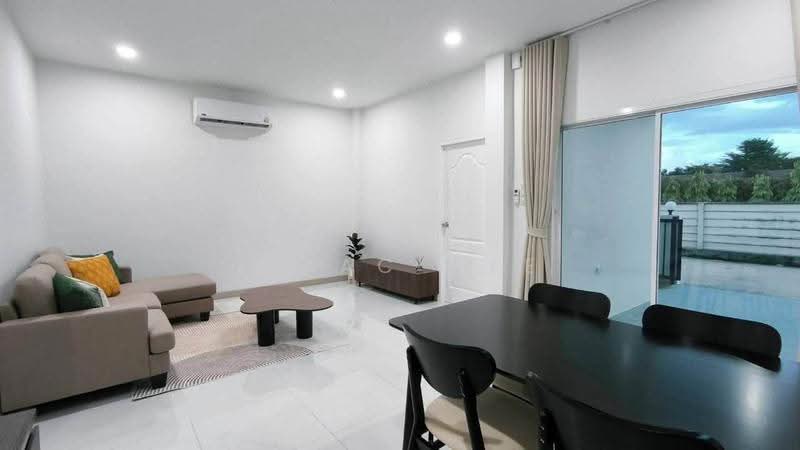 Nam Phrae, Hang Dong, Chiang Mai, Nam Phare, Hang Dong, Chiang Mai, 2 Bedrooms, 110 sqm, Single Detached House For Rent, by ISAAC WEE, 500553507 - DDproperty.com
