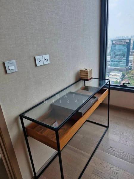 The Esse Asoke, Bangkok, 333 Soi Sukhumvit 21, Sukhumvit Road, Khlongtoei Nua, Watthana, Bangkok, 1 Bedroom, 46 sqm, Condo For Rent, by Nat Tantirapan, 500553554 - DDproperty.com