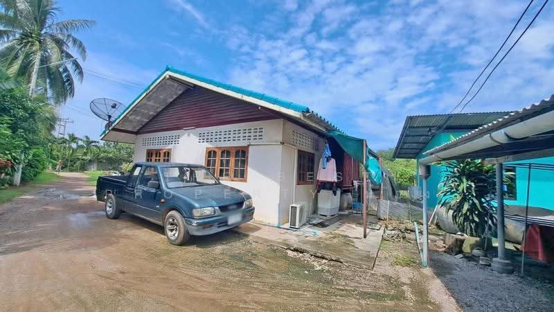 บ้านเดี่ยวพร้อมที่ดินดำเนินสะดวก ราบุรี, Ratchaburi, Don Kruai, Damnoen Saduak, Ratchaburi, 2 Bedrooms, 100 sqm, Single Detached House For Sale, by The Best Property น้อง, 500553611 - DDproperty.com