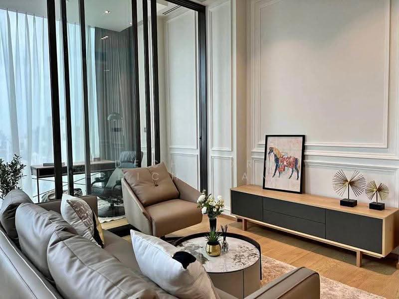 28 Chidlom, Bangkok, 28 Chit Lom Alley, Lumphini, Pathum Wan, Bangkok, 3 Bedrooms, 140 sqm, Condo For Sale, by Dechatorn Chichaiyang, 500553628 - DDproperty.com