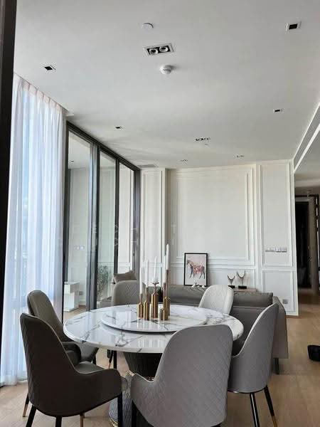 28 Chidlom, Bangkok, 28 Chit Lom Alley, Lumphini, Pathum Wan, Bangkok, 3 Bedrooms, 140 sqm, Condo For Sale, by Dechatorn Chichaiyang, 500553628 - DDproperty.com