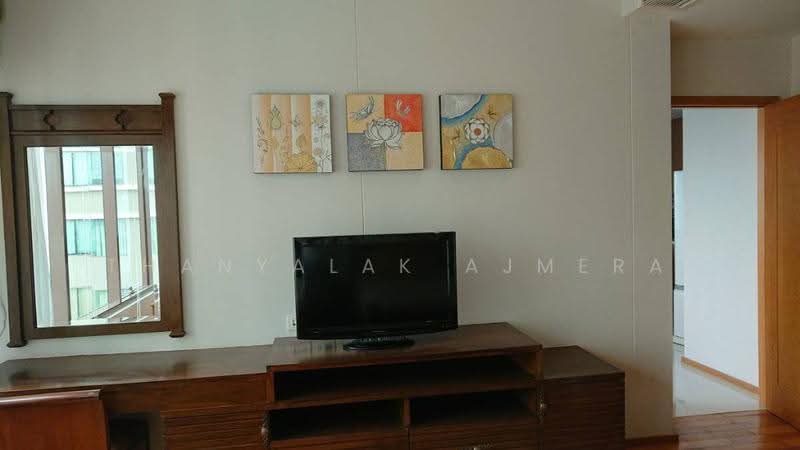 The Emporio Place, Bangkok, 93 Soi Sukhumvit 24, Sukhumvit Road, Khong Tan, Khlong Toei, Bangkok, 2 Bedrooms, 105 sqm, Condo For Rent, by Thanyalak Ajmera, 500553630 - DDproperty.com