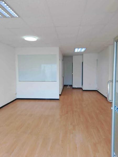 Office Space for Rent – Only 100 Meters from BTS Udom Suk (SPSJP680), Bangkok, สุขุมวิท66, Bang Na Nuea, Bang Na, Bangkok, , 45 sqm, Office Space For Rent, by Khun Jane, 500553633 - DDproperty.com