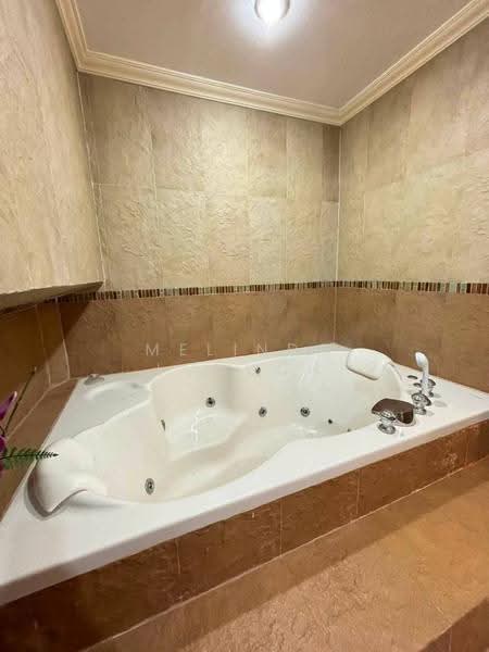 View Talay 5, Chon Buri (Pattaya), Nong Pru, Bang Lamung (Pattaya), Chon Buri (Pattaya), 1 Bedroom, 96 sqm, Condo For Sale, by Melinda Lonuch, 500553637 - DDproperty.com