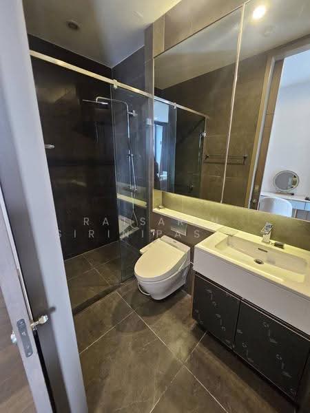 The Esse at Singha Complex, Bangkok, 1788 New Petchaburi Rd, Khlongtoei Nua, Watthana, Bangkok, 1 Bedroom, 35 sqm, Condo For Rent, by Ratsarin Sirinipaspong, 500553683 - DDproperty.com