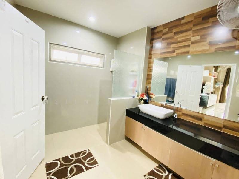 undefined, Chon Buri (Pattaya), Huai Yai, Bang Lamung (Pattaya), Chon Buri (Pattaya), 3 Bedrooms, 200 sqm, Villa For Sale, by Melinda Lonuch, 500553775 - DDproperty.com