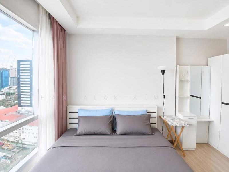 Thru Thonglor, Bangkok, Petchaburi Road, Bang Kapi, Huai Khwang, Bangkok, 1 Bedroom, 40 sqm, Condo For Rent, by Thanyalak Ajmera, 500553801 - DDproperty.com