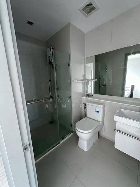 Life Sukhumvit 62, Bangkok, Soi Sukhumvit 62, Bang Chak, Phra Khanong, Bangkok, 2 Bedrooms, 50 sqm, Condo For Rent, by Thanyalak Ajmera, 500553812 - DDproperty.com