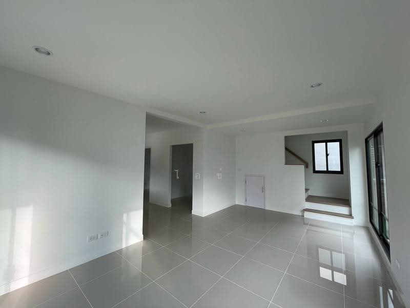 The Plant Rangsit Avenue, Pathum Thani, Rangsit-Nakhon Nayok, Khlong Luang, Prachathipat, Thanyaburi, Pathum Thani, 4 Bedrooms, 139 sqm, Semi-Detached House (Twin House) For Rent, by ไอซ์, 500553830 - DDproperty.com