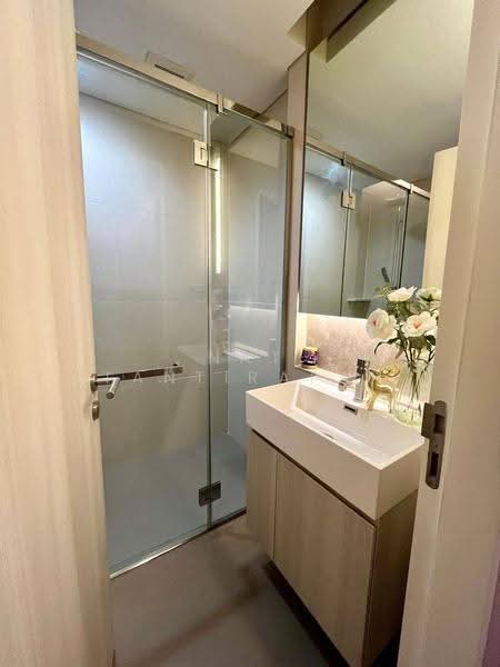The Lumpini 24, Bangkok, Sukhumvit 24 Road, Khong Tan, Khlong Toei, Bangkok, 2 Bedrooms, 56 sqm, Condo For Rent, by Nat Tantirapan, 500553842 - DDproperty.com