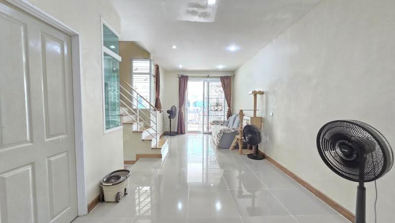 Golden Town Srinakarin-Sukhumvit : โกลเด้น ทาวน์ ศรีนคริทร์-สุขุมวิท, สมุทรปราการ, 133 หมู่ 4, บางเมือง, เมืองสมุทรปราการ, สมุทรปราการ, 150 ตร.ม., ทาวน์เฮ้าส์ ขาย, โดย The Best Property เหมยหลิง, 500553859 - DDproperty.com