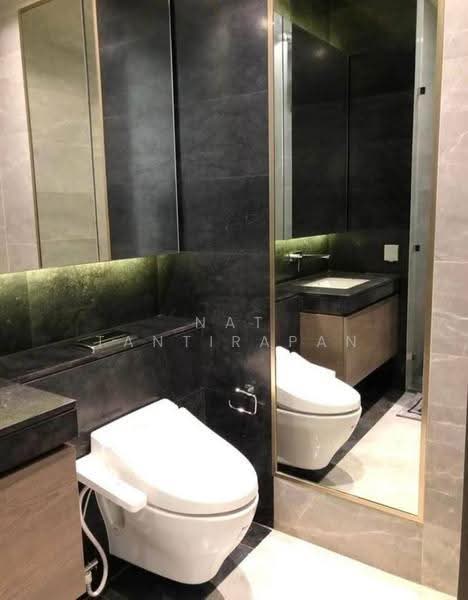 28 Chidlom, Bangkok, 28 Chit Lom Alley, Lumphini, Pathum Wan, Bangkok, 2 Bedrooms, 70 sqm, Condo For Rent, by Nat Tantirapan, 500553954 - DDproperty.com