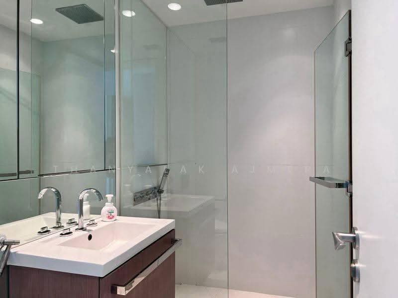 185 Rajadamri, Bangkok, 185 Rajadamri Road, Lumphini, Pathum Wan, Bangkok, 2 Bedrooms, 108 sqm, Condo For Rent, by Thanyalak Ajmera, 500554075 - DDproperty.com