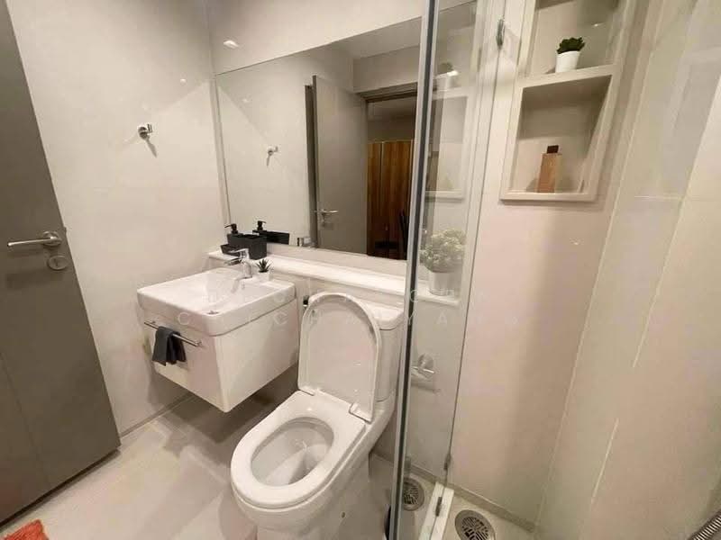 Life Asoke Hype, Bangkok, 339 Chaturathit Rd, Makkasan, Ratchathewi, Bangkok, Studio, 27 sqm, Condo For Rent, by Dechatorn Chichaiyang, 500554085 - DDproperty.com