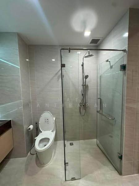 Noble State 39, Bangkok, 35 Soi Sukhumvit 39, Khlong Tan Nua, Watthana, Bangkok, 1 Bedroom, 31 sqm, Condo For Rent, by Nat Tantirapan, 500554112 - DDproperty.com