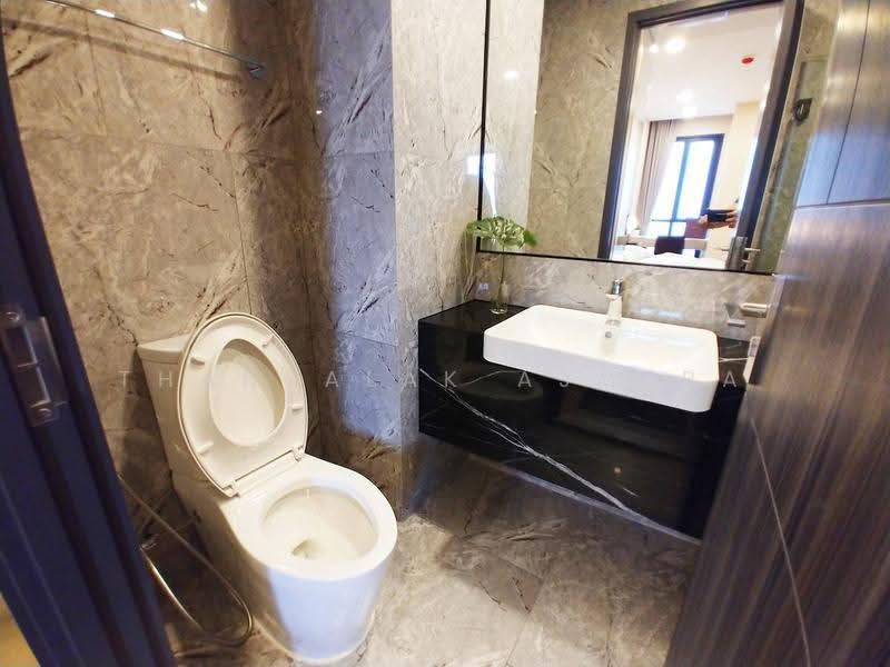 ASHTON Asoke, Bangkok, 131 Asoke Montri Road, Khlongtoei Nua, Watthana, Bangkok, 1 Bedroom, 35 sqm, Condo For Rent, by Thanyalak Ajmera, 500554140 - DDproperty.com
