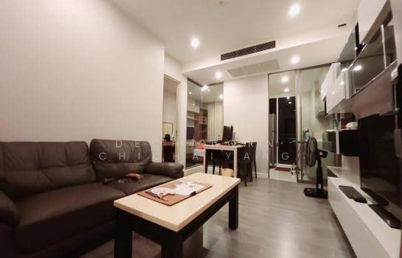 The Room Sathorn, Bangkok, 78 Pan Road, Silom, Bang Rak, Bangkok, 1 Bedroom, 47 sqm, Condo For Rent, by Dechatorn Chichaiyang, 500554201 - DDproperty.com