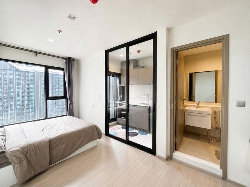 Life Asoke Hype, Bangkok, 339 Chaturathit Rd, Makkasan, Ratchathewi, Bangkok, 1 Bedroom, 26 sqm, Condo For Rent, by Thanyalak Ajmera, 500554219 - DDproperty.com